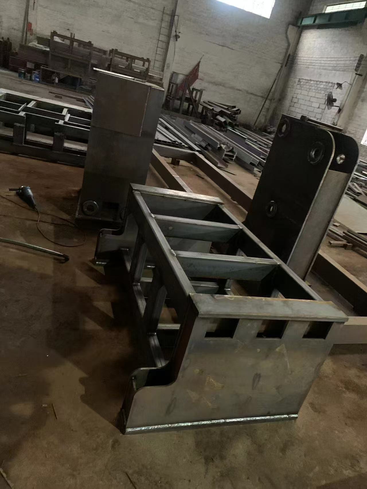 metal structural components
